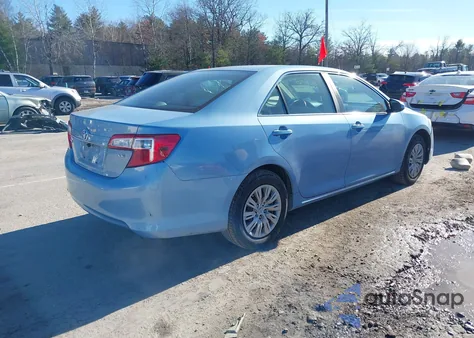 2012 Toyota Camry Le z USA, uszkodzony, nr VIN 4T4BF1FKXCR235879